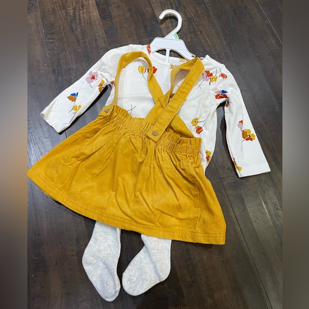 Carter’s 18month dress set
